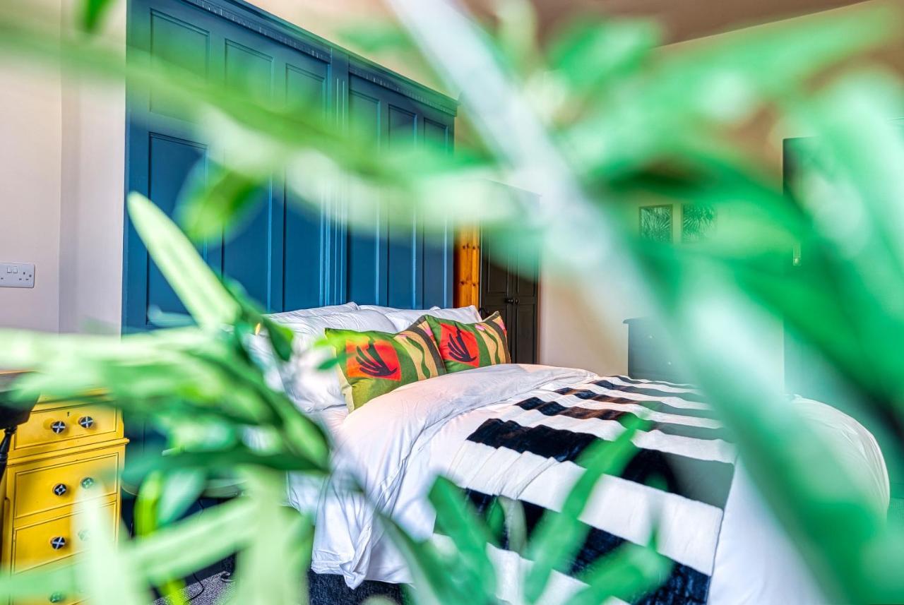 New! Unique Keighley Rooms - Perfect For Business Bagian luar foto