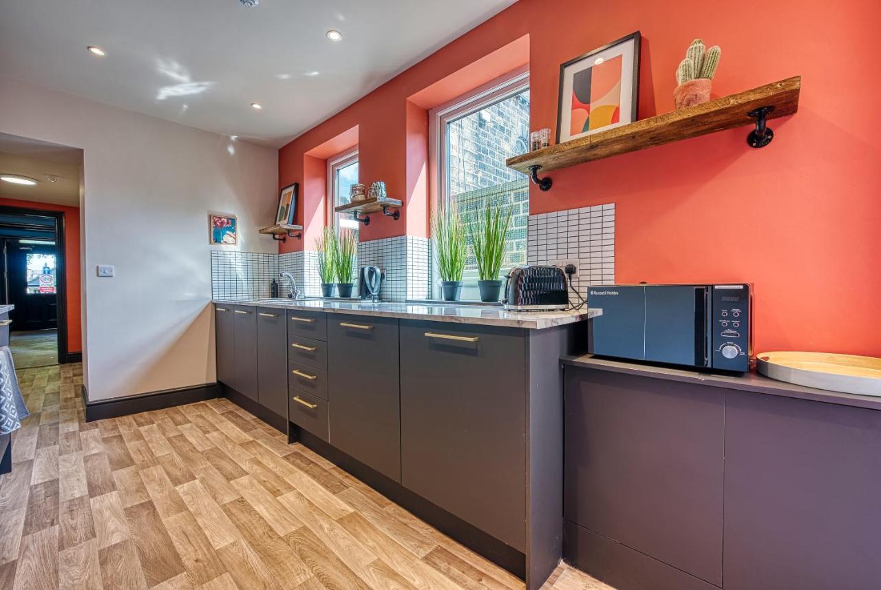 New! Unique Keighley Rooms - Perfect For Business Bagian luar foto